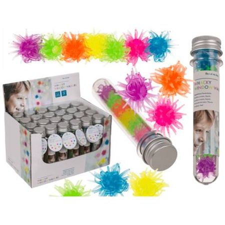 Włochate kulki w probówce