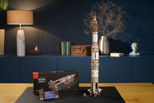 Model Rakiety NASA Saturn V - Ugears