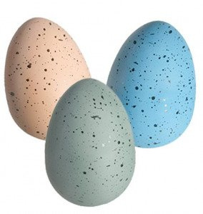 Dinozaur wykluwający się z jaja — gotowy dinozaur po wykluciu