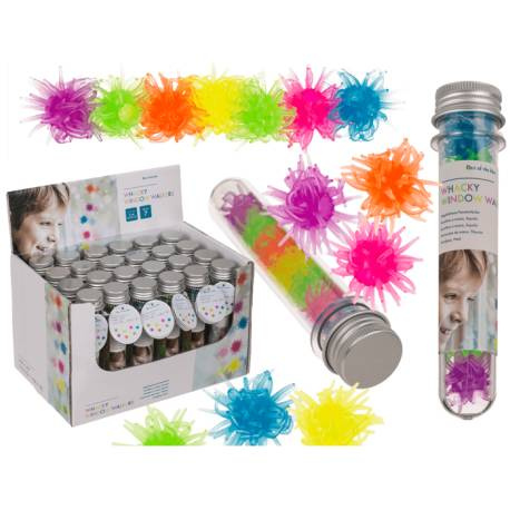 Włochate kulki w probówce